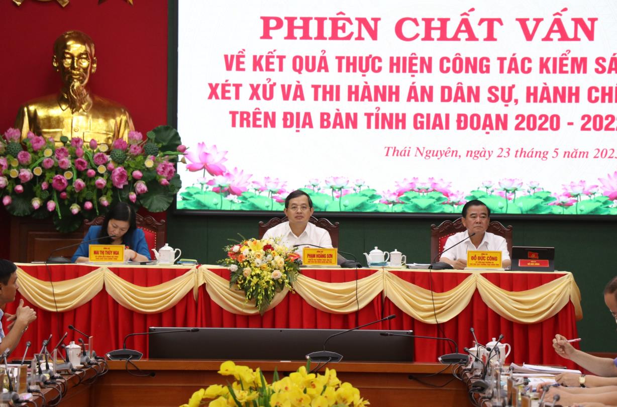 Chất vấn kết quả thực hiện công tác kiểm sát, xét xử và thi hành án dân sự, hành chính